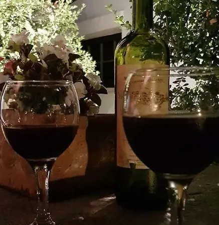 Stone House 1898 度假居 *