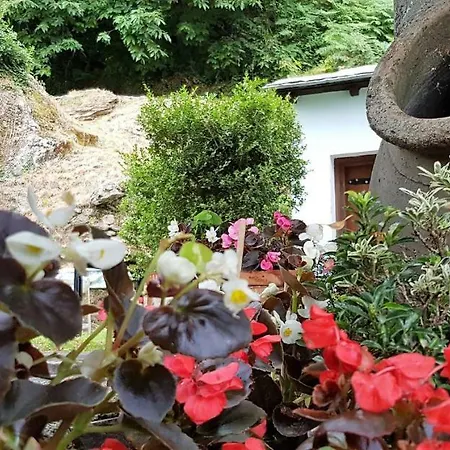 Stone House 1898 Holiday home *