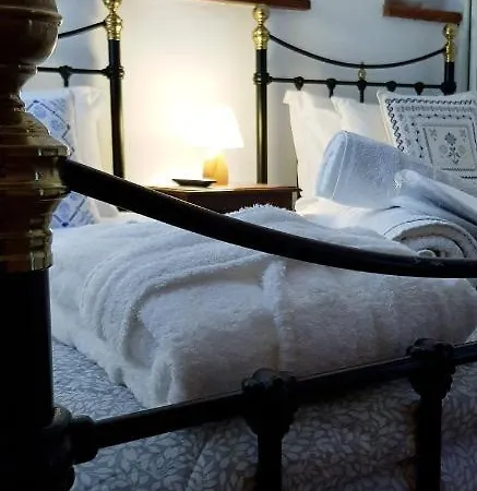 Stone House 1898 桑加拉达