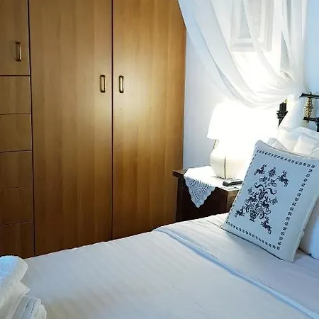 Stone House 1898 度假居